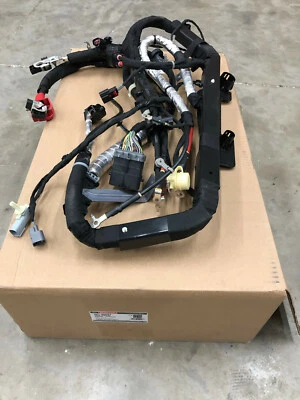 MOTORCRAFT WC-96687 EYELET BATTERY CABLE HARNESS 2-GAUGE FOR 2016-17 MUSTANG GT - Image 1 of 4