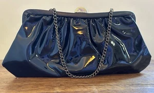 Vintage Black Patent Leather Handbag Clutch Gold Clasp Chain Strap 1950’s-1960’s - Picture 1 of 7