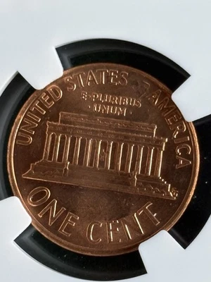 1974 Lincoln Cent 1C NGC MS65 RB Certified Coin - Image 1 of 4