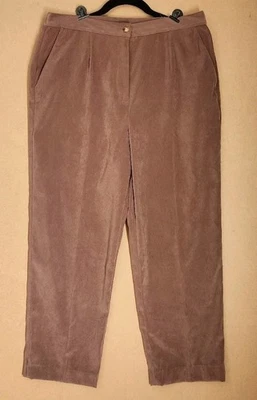 Orvis Pants Womens 14P Brown Pleated Front Chino Outdoor Casual Polyester/Spande - Image 1 of 4