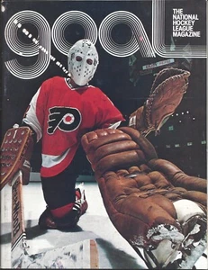 12/30 1975 12/30 Goal Magazine hockey New York Islanders v Flyers B. Nystrom hat trick - Imagen 1 de 1
