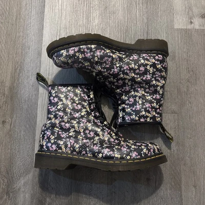Botas de Combate Dr. Martens 1460 Tydee Para Mujer Talla 10 Negro Floral Cuero Con Cordones Foto 1 de 4