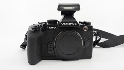 Olympus OM-D E-M1 - only 1,224 shots - Digital Camera - Dealer - Image 1 of 4