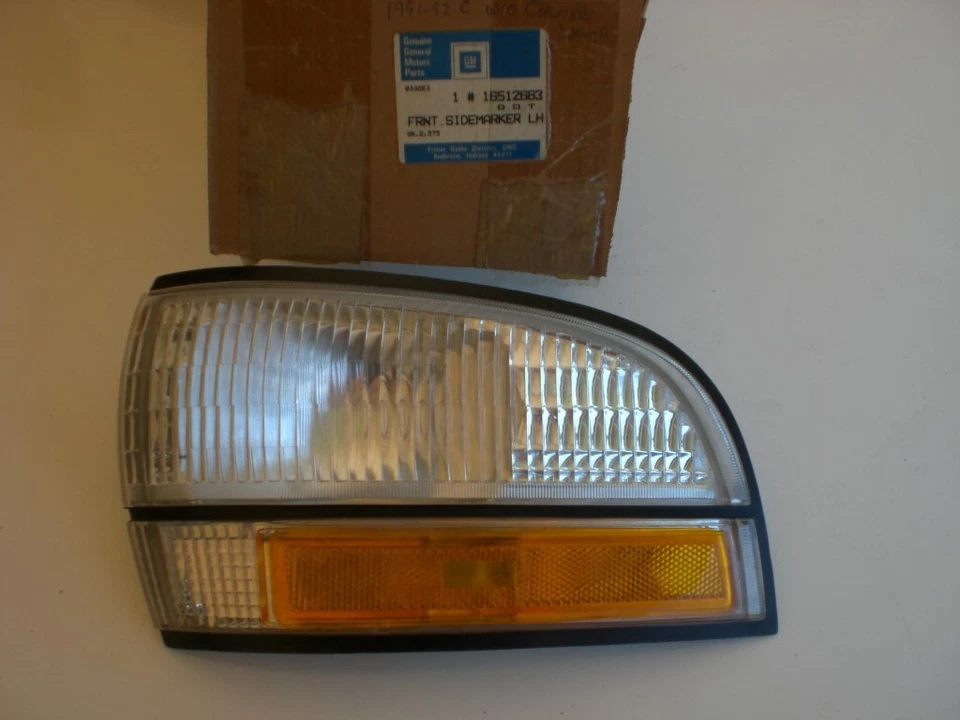 BUICK 16512683 1991; ELECTRA - SEM LÂMPADAS DE CURVA, 1992-1996; PARK AVENUE & - Imagem 1 de 1