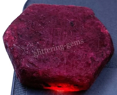 187.55 CT Natural Red Ruby Chakri Uncut Rough Dyed Certified Loose Gemstone M25 - Image 1 of 4