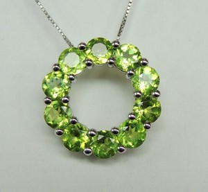 Eleganter 4,56 Carat maigrüner Peridot Anhänger 925 Silber Collier Kette Top Anh