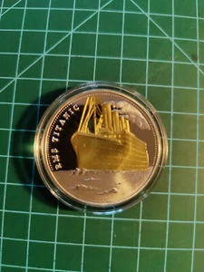 THE VOYAGE OF RMS TITANIC 40mm COMMEMORATIVE PROOF MEDAL COIN - Picture 1 of 5
