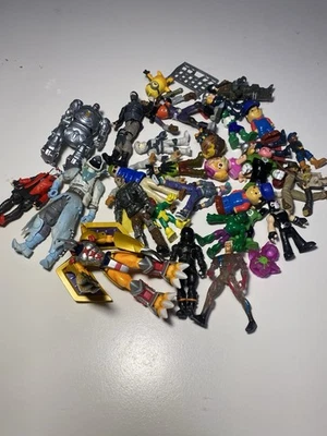 Mixed Toy Lot - Image 1 of 4