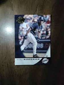 2001  Donruss Class of 2001 #68 Rickey Henderson NM 000147 read description 