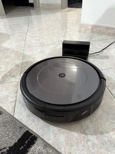 iRobot Roomba Combo Aspirapolvere e Lavapavimenti - Foto 1 di 10