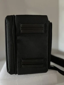 HP Expandable Black Camera Case/Bag, Padded With Shoulder Strap - Picture 1 of 9