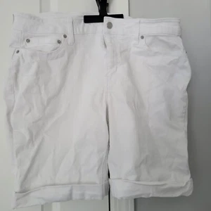 Dkny Jeans Shorts Womens White Denim Bermuda Fold Hem Mid Rise Pockets Sz 16 - Picture 1 of 5