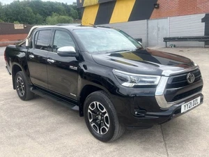 2021 Toyota Hilux 2.4 D-4D Invincible Pickup Double Cab 4dr Diesel Auto 4WD Euro - Picture 1 of 18