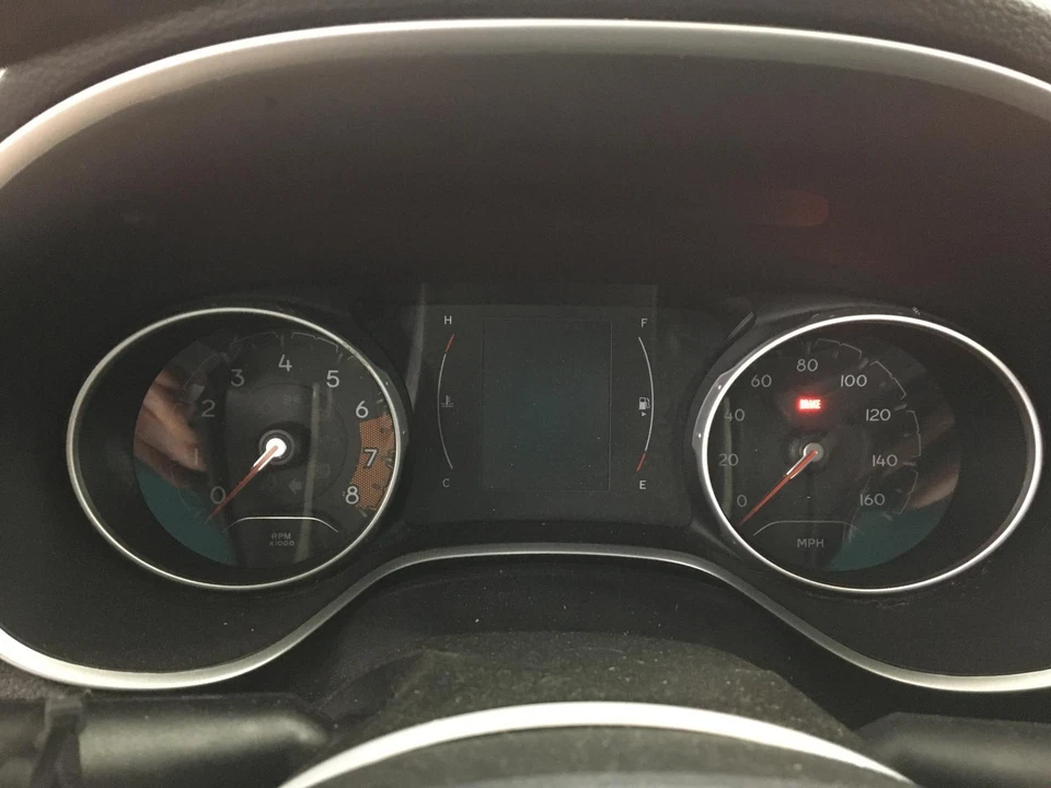 Medidor de velocímetro usado se adapta a: Jeep Compass Cluster 2019 MPH 160 MPH 7,00``` displa Foto 1 de 4