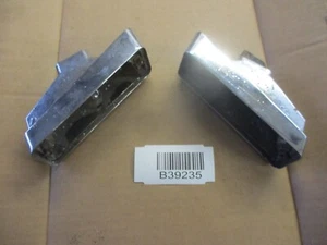 Fiat 850 Spider Chrom Blinker Gehäuse Blinkergehäuse vorne SET links/rechts - Picture 1 of 12