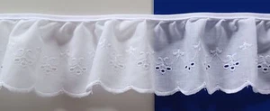 3 Yds. Pure White Ruffled 2 3/4" Eyelet Lace L-729 - Picture 1 of 3