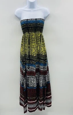 Maxi Vestido Xhilaration Juniors Talla Pequeña Estampado Tropical Sin Tirantes en Negro Foto 1 de 4