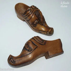 schönes Paar Clogs Disteldekor Anfang 20. Jh. - Volkskunst - Bild 1 von 3
