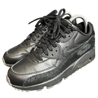 Nike Air Max 90 SE 859560-002 Youth Kids Black Leather Running Shoes 6 Y - Image 1 of 4