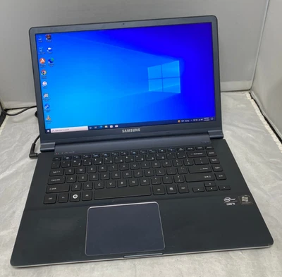 Samsung NP900X4C Core i5-3317U 1.7 Ghz 8 GB RAM 120GB SSD, Win 10 Home 900X - Image 1 of 4
