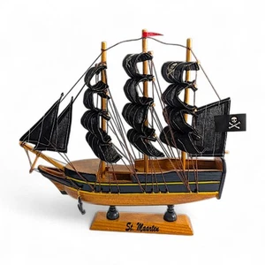 St. Maarten souvenir nave pirata in legno 10x9 - Foto 1 di 14