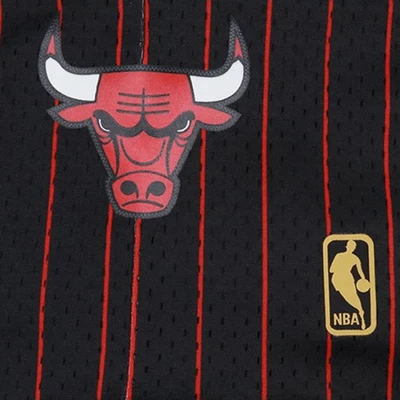 Mitchell & Ness Chicago Bulls 1996 GOLD NBA LOGO Swingman STRIPES Shorts - Image 1 of 4