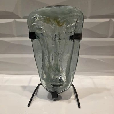 Máscara facial azul ArtGlass de colección remolinos de blanco y marrón estilo jaramillo soporte de México Foto 1 de 4