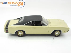 Ertl Modellino Auto Dodge Charger 1969 beige 1:18 E577 - Foto 1 di 5