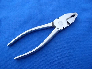 Alicates combinados Hapewe Mercedes W124 herramienta de a bordo 160 mm alicates Mercedes Tool kit - Imagen 1 de 4