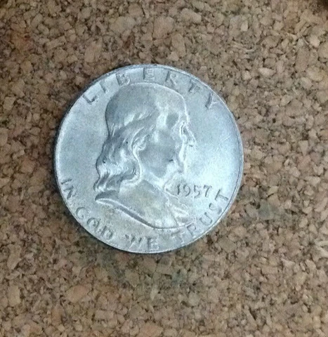 1957 P  Circ.  Franklin Half Dollar 90 % Silver US Coin FH2918 FREE SHIPPING Cover