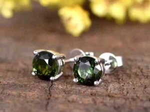 925 Sterling Silver Green Chrome Tourmaline Gemstone Stud Earrings gift for Her - Picture 1 of 5