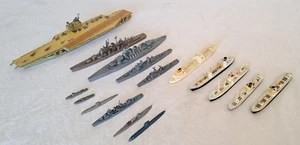 Auflösung:Nachlass.Altes Konvolut mit seltenen Wiking Modellschiffen+Flugzeugträ - Bild 1 von 13