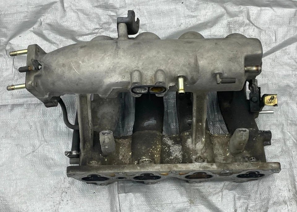 1990–1993 Mazda Miata MX-5 Intake Manifold OEM B61P‑13‑100D 90-93 - Image 1 of 4