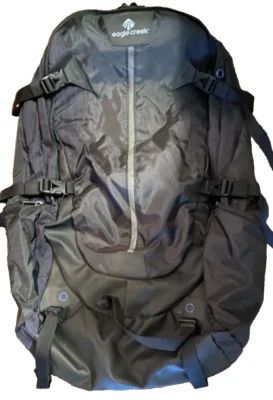 Mochila de caminhada Eagle Creek preta 65L - Imagem 1 de 4