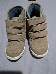 OshKosh B'gosh Boys Shoes Size 10C - Picture 1 of 6