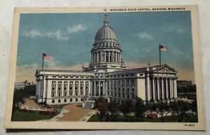 Wisconsin State Capitol, Madison, Wisconsin. Postcard (A3) - Picture 1 of 2