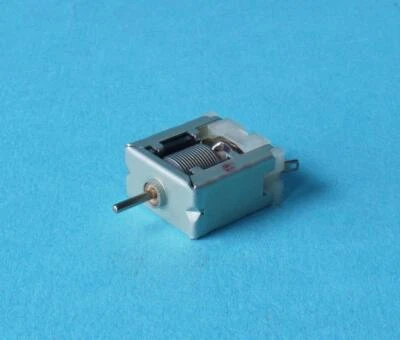 Hornby Motor Class 58 142 J52 J83 J94 Terrier Mops 0-4-0 usw X1846 X8202 X8235