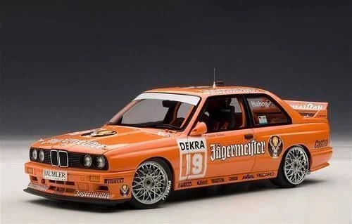 1:18 AUTOart BMW M3 E30 Jägermeister Hahne #19 DTM 1992 NEU NEW - Bild 1 von 1
