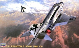 Hasegawa 1:48 F4-J Phantom II - Show Time 100 - Picture 1 of 2