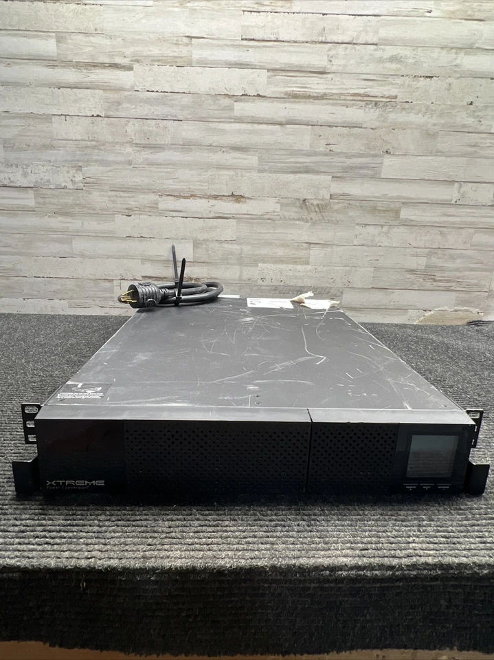 *FOR PARTS* Xtreme P90-3000 90000908 3000VA/2700W 120V Online UPS Back-Up - Image 1 of 4