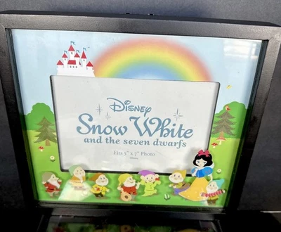 Marco de fotos del grupo Blancanieves y los siete enanitos de Disney - exclusivo de BoxLunch Foto 1 de 4