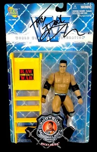 WWE THE ROCK HAND SIGNED TOY ACTION FIGURE WITH FULL LOA COA FROM PSA VERY RARE - Picture 1 of 2