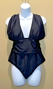 CUPSHE NWT! Plunge V-Neck Crisscross Back Softcup Swimsuit in Black, Sz Large - Picture 1 of 13