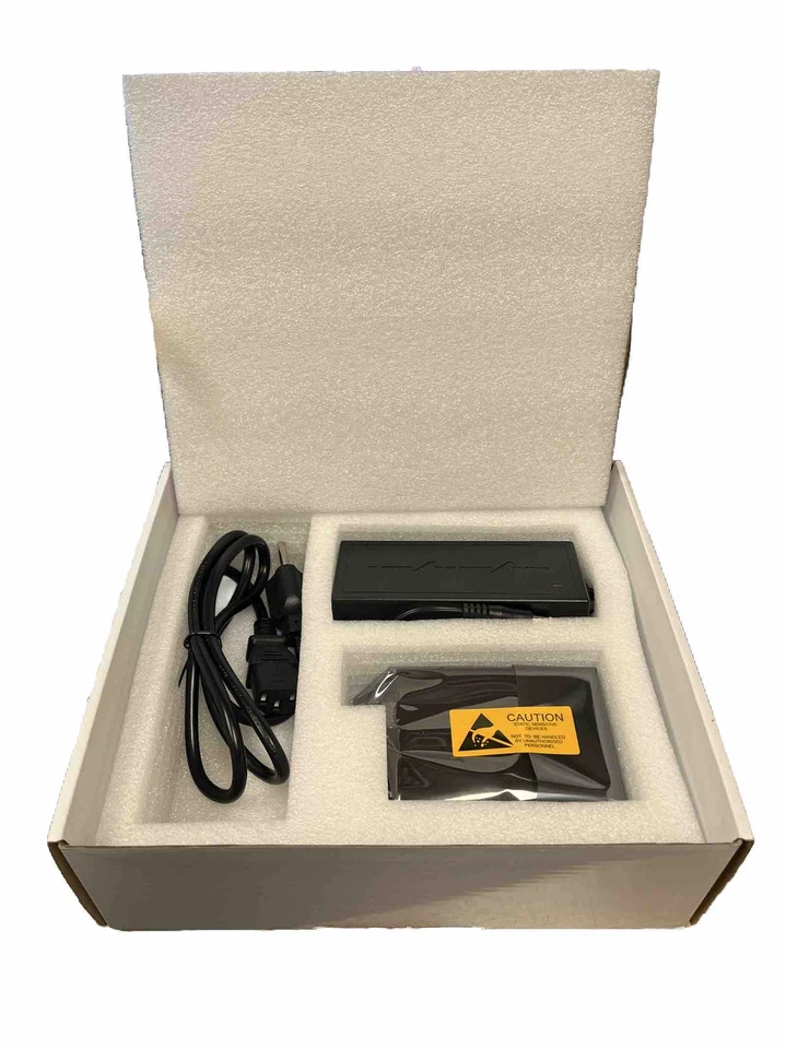 Tripp Lite LC Multimode Fiber to Gbe Media Converter N785P01LCMM1 - Image 1 of 1