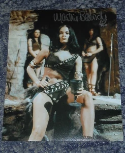 MARTINE BESWICK - JAMES BOND / HAMMER - 10x8  PHOTO  SIGNED. (12) - Picture 1 of 1
