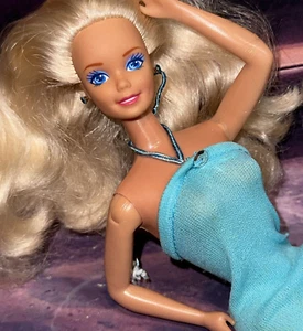Barbie Superstar Cara Esculpida Platino Rubia Largo Ondulado con Pendientes ~ Vestida 💎 - Imagen 1 de 19