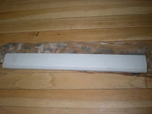 Nuevo de Lote Antiguo 1983 84 85 86 Ford Mustang techo lateral interior delantero moldeado derecho - Imagen 1 de 5