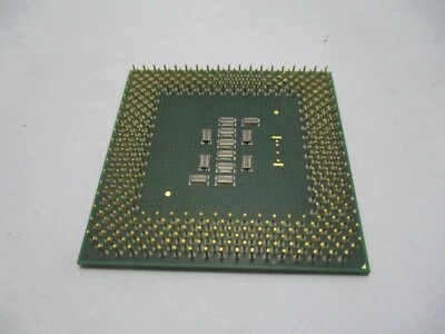 Intel Pentium 3 700 MHz SL4ZM Socket 370 P3 CPU Processor - Image 1 of 4