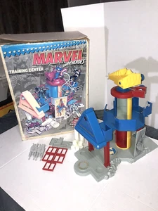 1990 Toy Biz Marvel Super Heroes Training Center - Missing Crash Wall Pieces - Picture 1 of 12