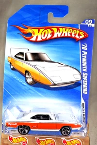2010 Hot Wheels #87 Muscle Mania 9/10 '70 PLYMOUTH SUPERBIRD weiß-orange mit MC5s - Bild 1 von 5